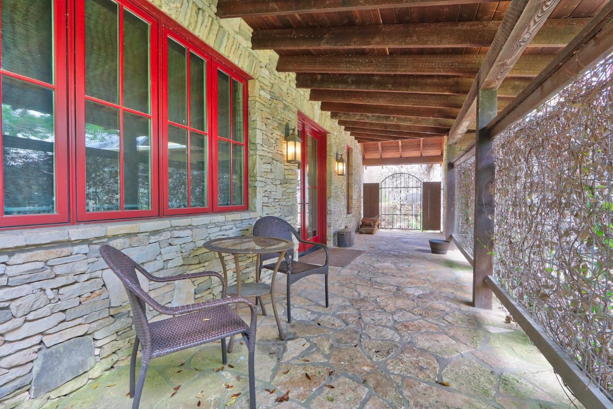 Fall Creek Vineyards Wine Country Inn Dripping Springs Exterior foto